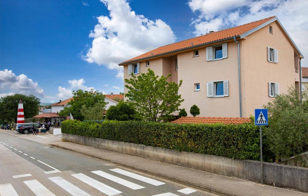 Apartments Dunja Малинска Экстерьер фото