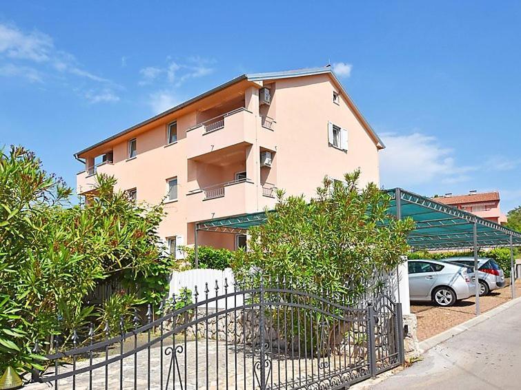 Apartments Dunja Малинска Экстерьер фото