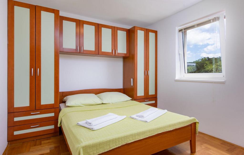 Apartments Dunja Малинска Экстерьер фото