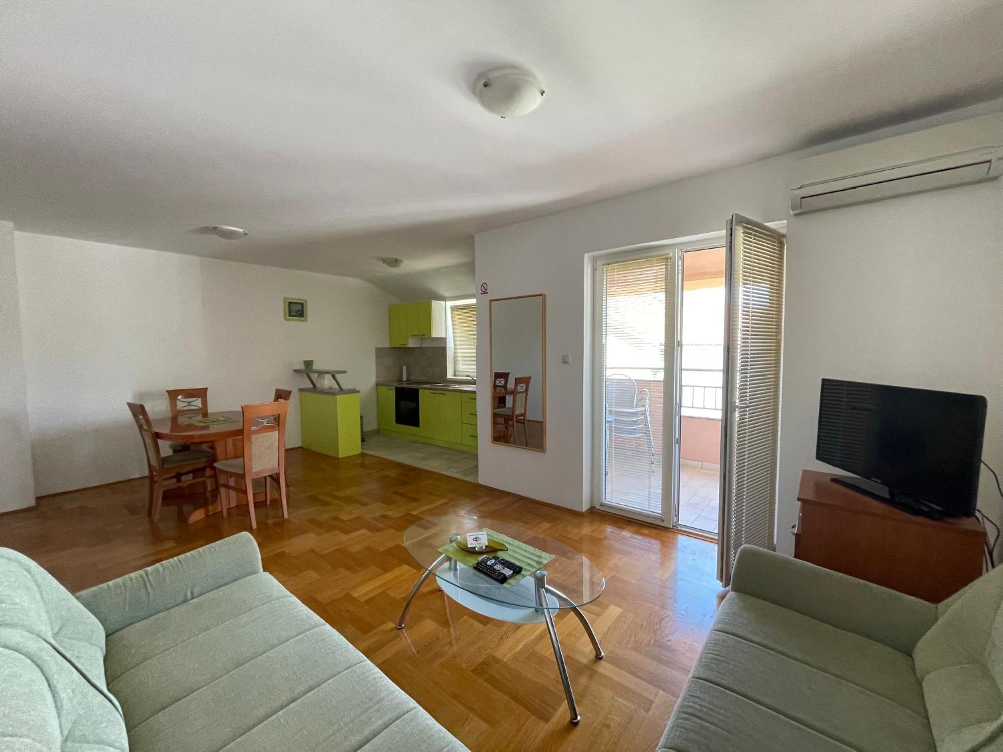 Apartments Dunja Малинска Экстерьер фото